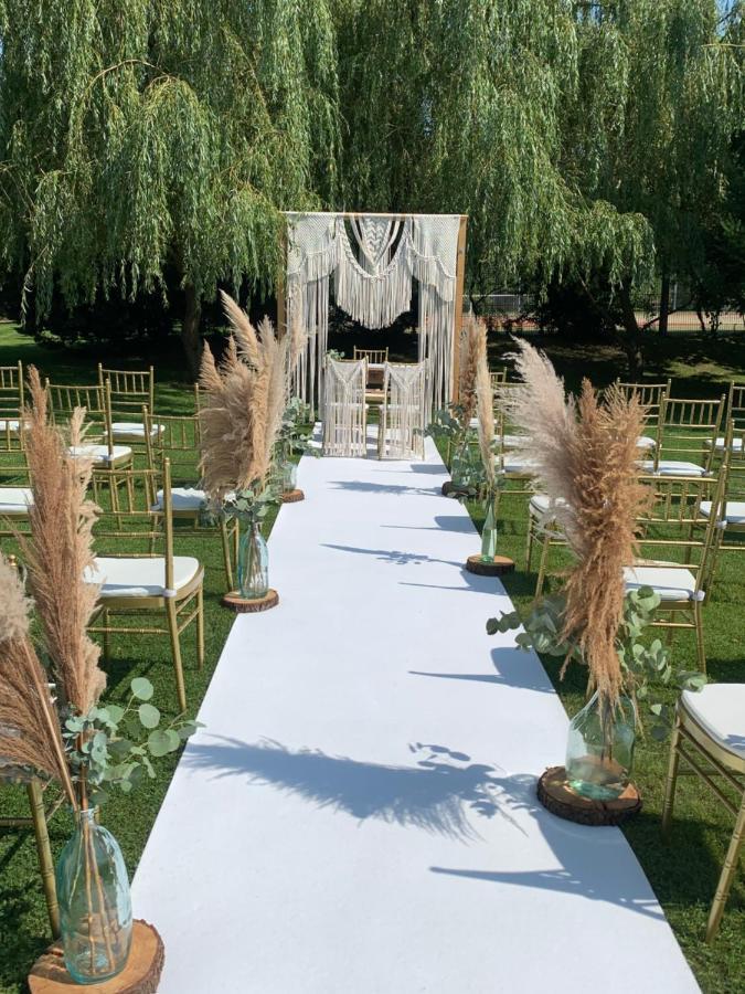 Kompleks Noclegowo-Gastronomiczny Laguna Niewiesze Extérieur photo